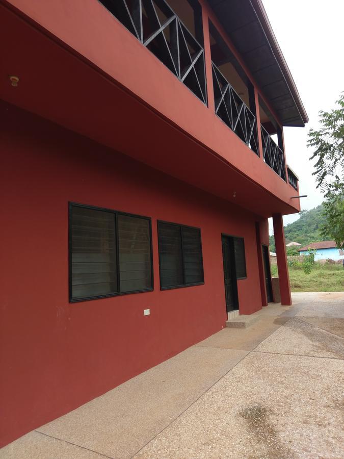 Big Foot Safari Lodge Wli Afegame Екстер'єр фото