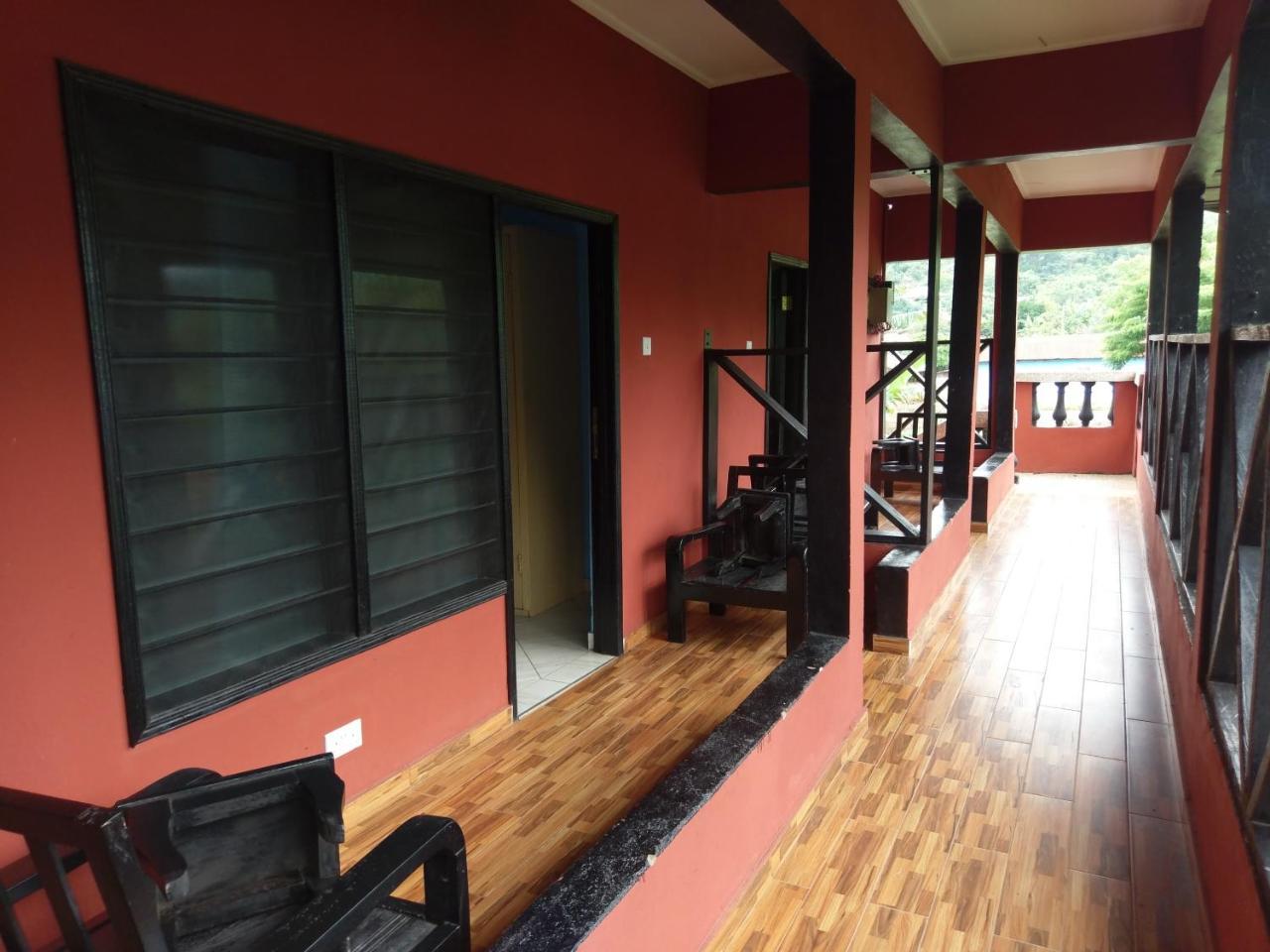 Big Foot Safari Lodge Wli Afegame Екстер'єр фото