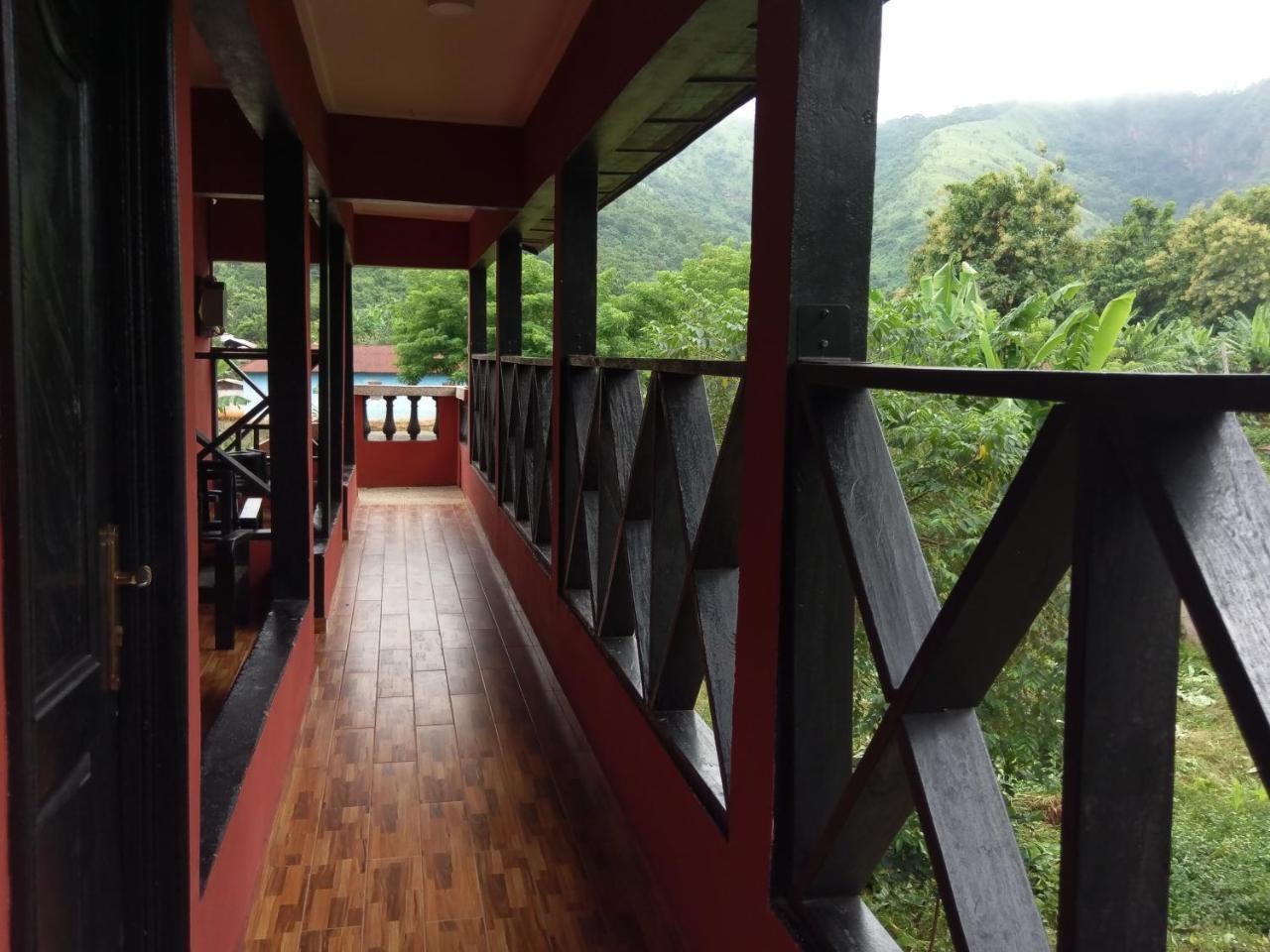 Big Foot Safari Lodge Wli Afegame Екстер'єр фото